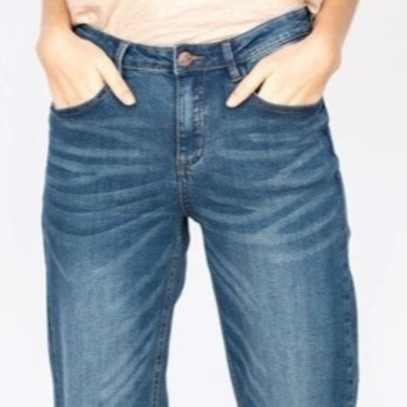 Evy's Tree Slim Denim with Wide Leg - 14/16 - Picture 2 of 5